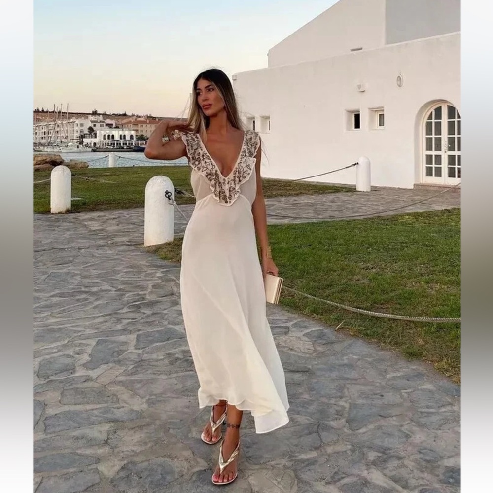 Zara Limited Edition Embroidered Beaded V-Neck Ivory Slip Maxi Dress 7521/652204